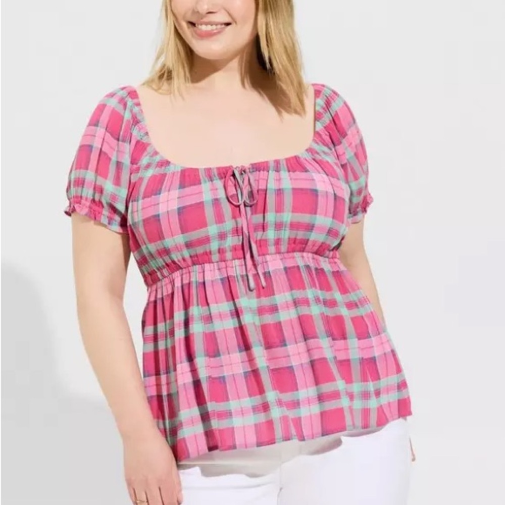 Nwt torrid Babydoll Crinkle Gauze Tie Front Top size 4
